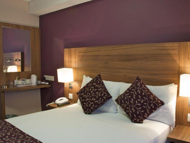 City Continental London Kensington Bagian luar foto